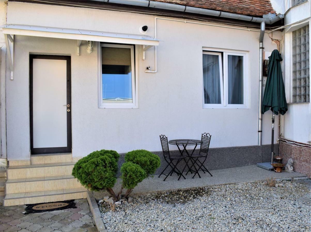 Little House Apartment ซีบิว ภายนอก รูปภาพ